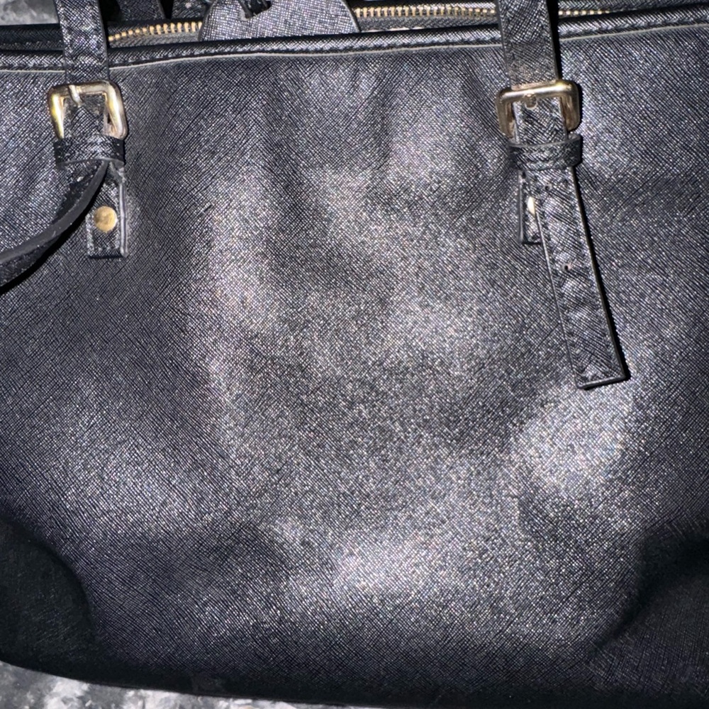Beautiful Michael Kors tote !! - Picture 4 of 8
